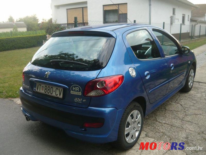 2010' Peugeot 206 1,4 photo #2