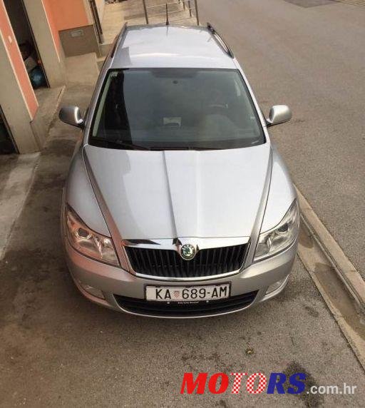 2010' Skoda Octavia Combi photo #2