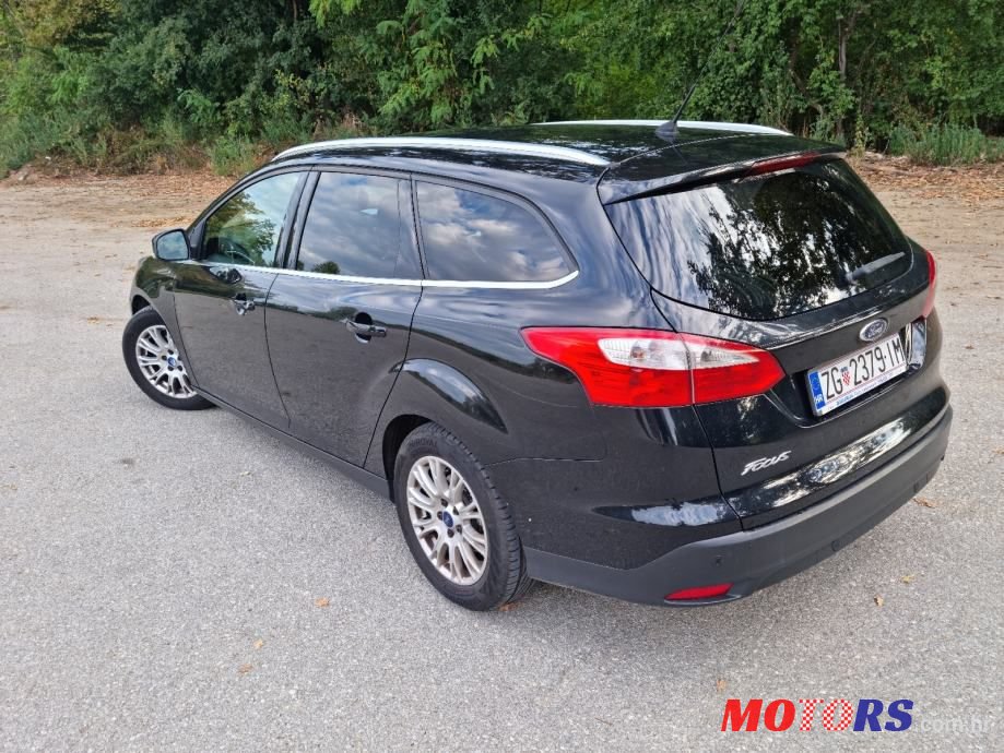 2013' Ford Focus Karavan photo #5