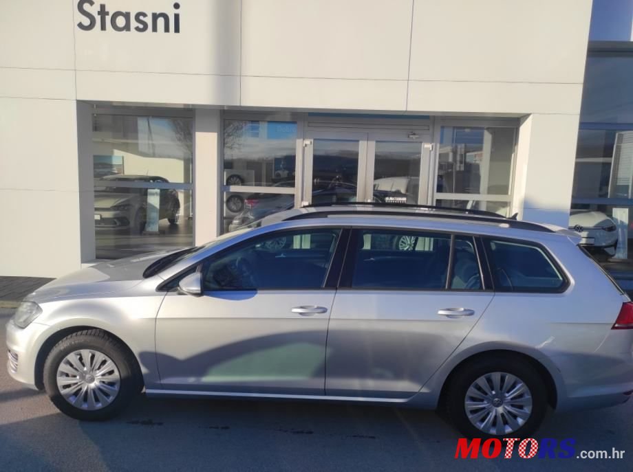 2013' Volkswagen Golf VII 1,6 Tdi photo #1