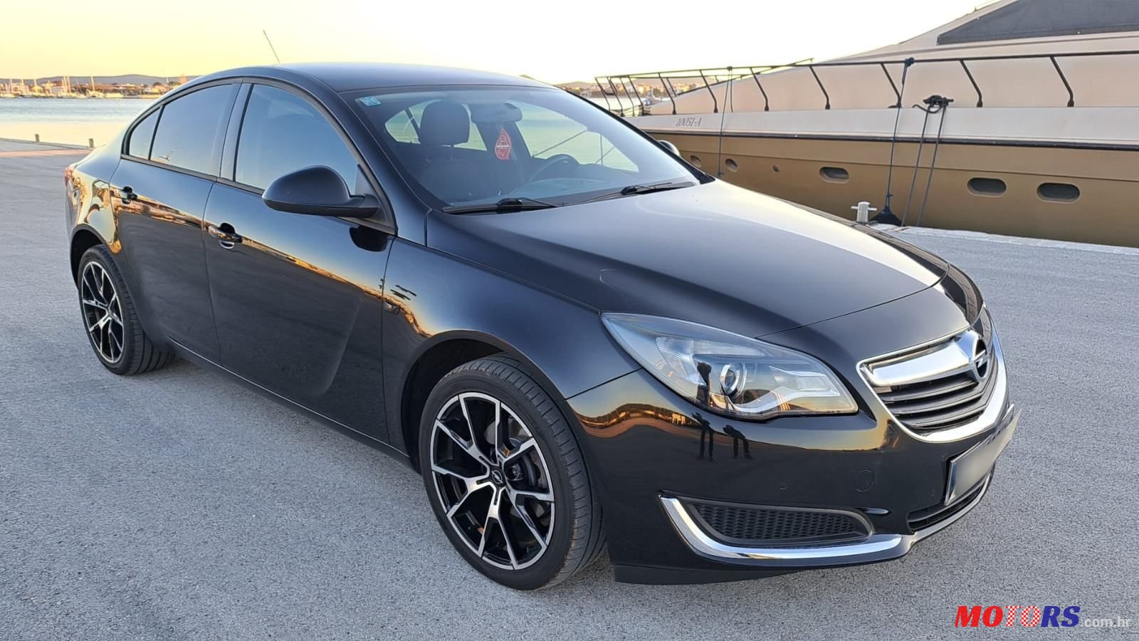 2017' Opel Insignia 1.6 Cdti photo #1