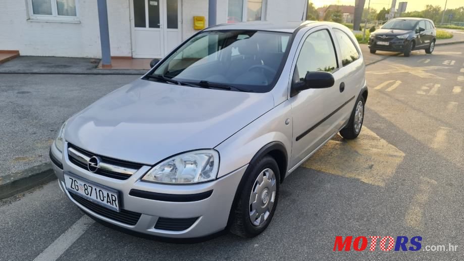 2004' Opel Corsa photo #1