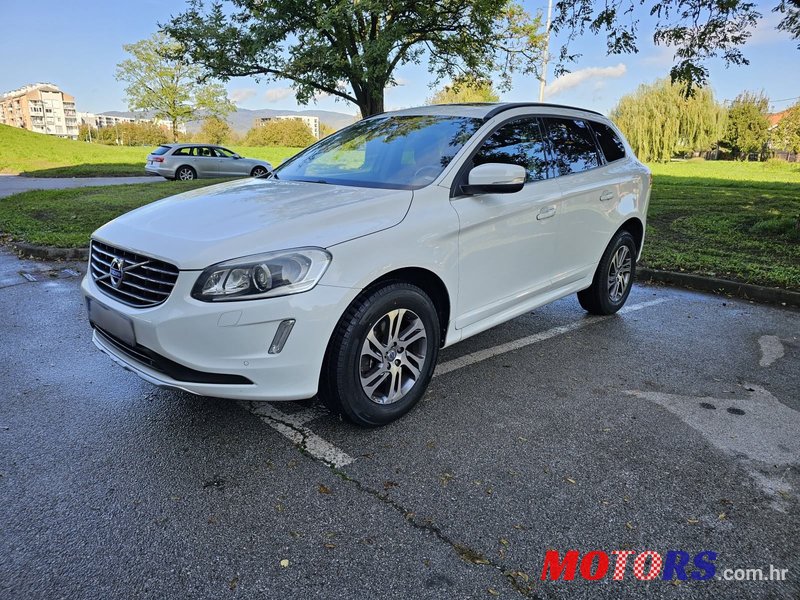 2015' Volvo XC60 Awd D4 photo #2