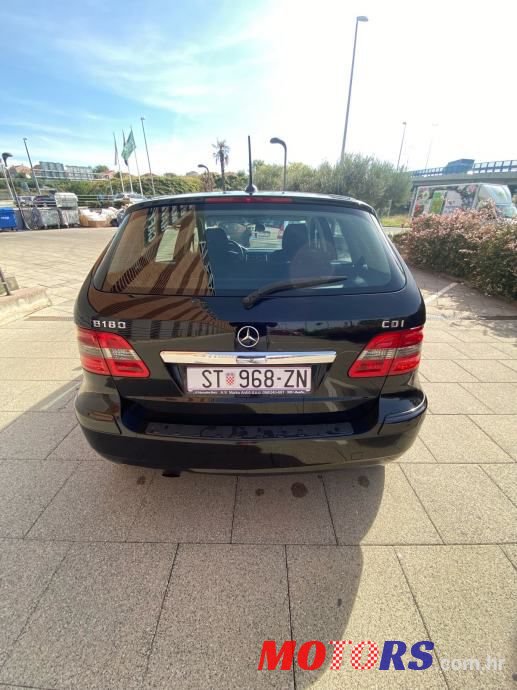 2011' Mercedes-Benz B-Klasa 180 Cdi photo #5