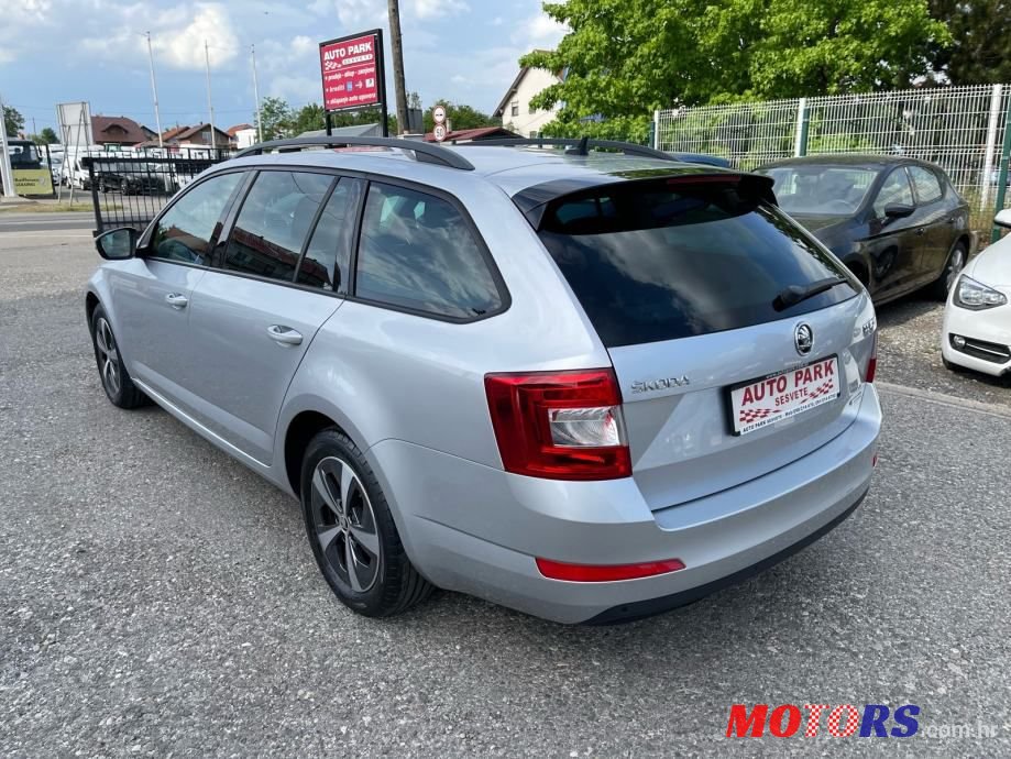 2016' Skoda Octavia Combi photo #2