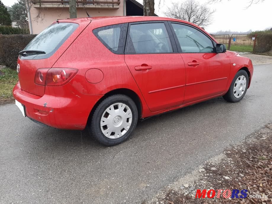 2004' Mazda 3 Sport photo #1