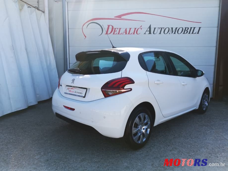 2017' Peugeot 208 photo #4