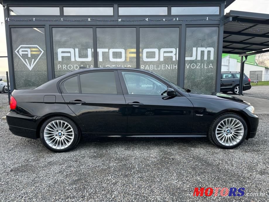 2010' BMW Serija 3 320D photo #4