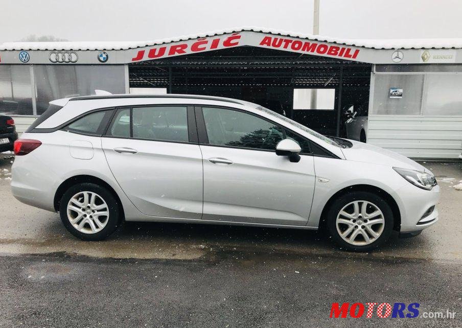 2016' Opel Astra Karavan photo #1