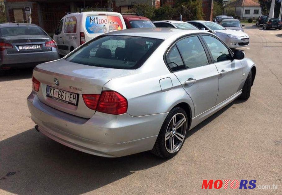 2009' BMW Serija 3 320D photo #1