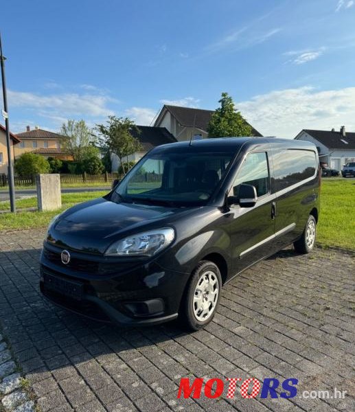 2015' Fiat Doblo Maxi photo #1