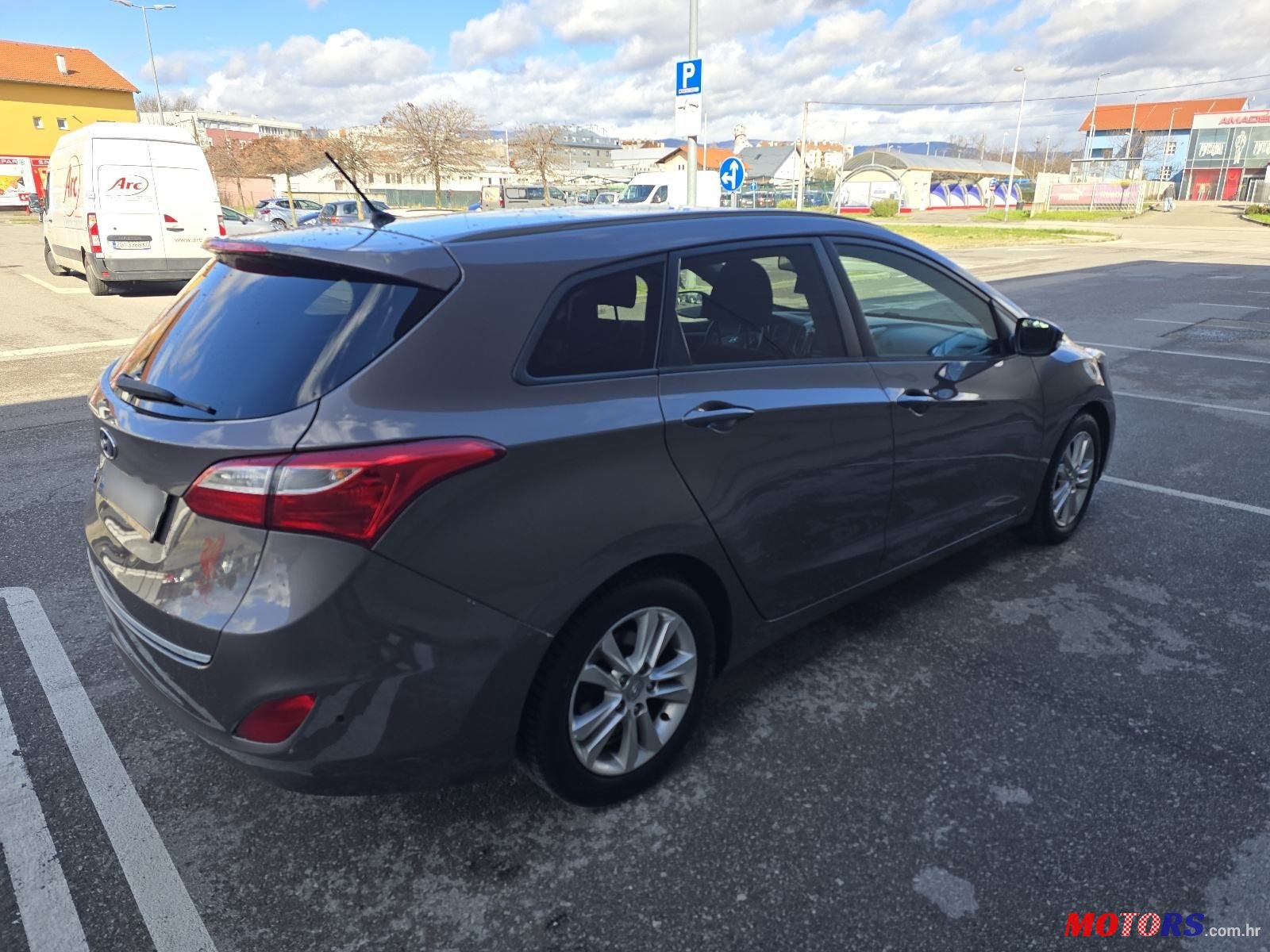 2014' Hyundai i30 Cw 1,6 Crdi photo #6