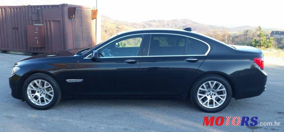 2011' BMW Serija 7 740 Xd photo #1