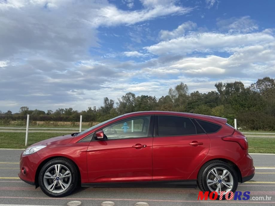 2014' Ford Focus photo #4