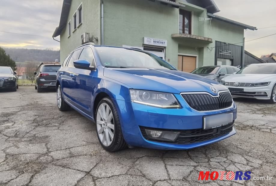 2016' Skoda Octavia Combi photo #2