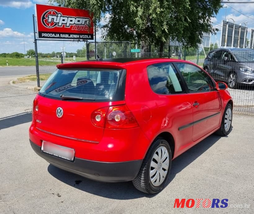 2005' Volkswagen Golf 5 1,4 photo #6