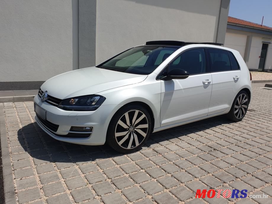 2014' Volkswagen Golf VII 2,0 Tdi Dsg photo #3