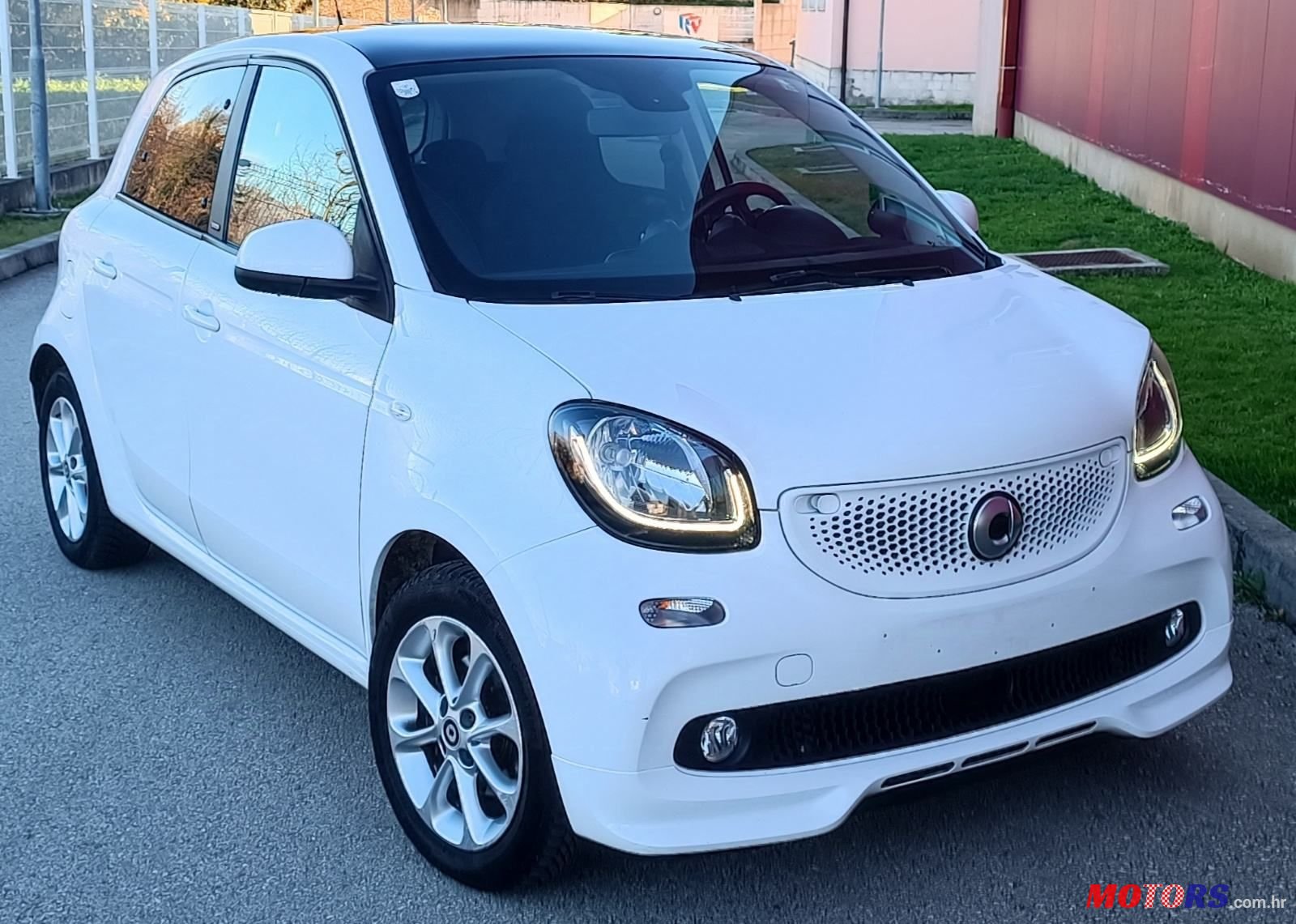 2019' Smart Forfour photo #2