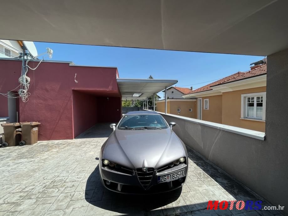 2007' Alfa Romeo Spider photo #5