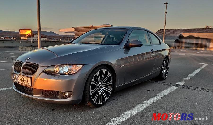 2008' BMW Serija 3 Coupe 320D photo #1