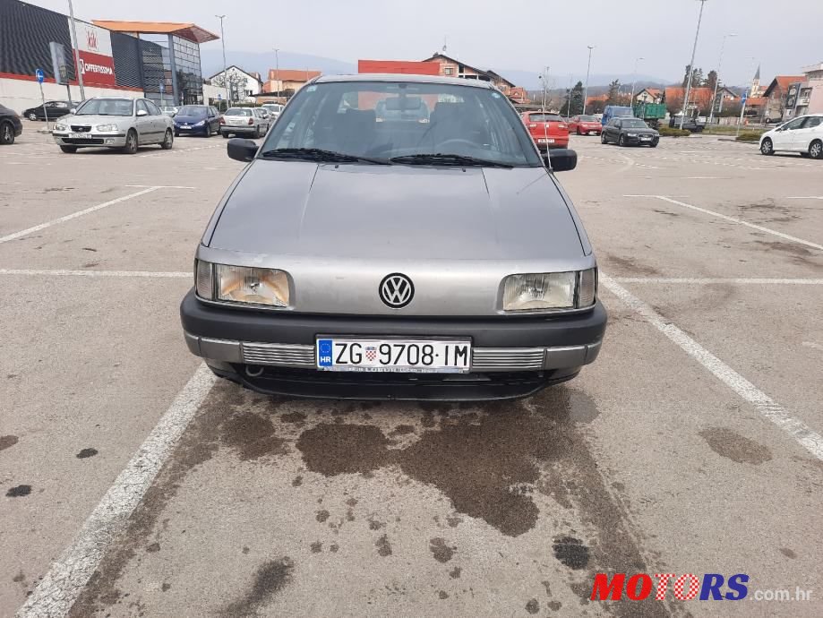 1991' Volkswagen Passat Cl Td photo #4