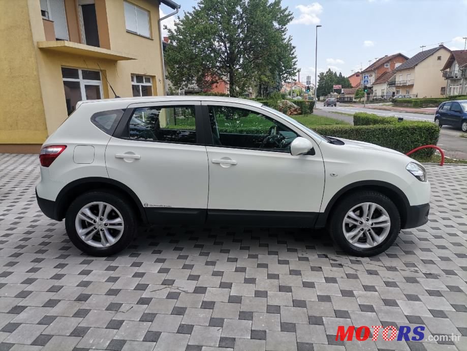 2011' Nissan Qashqai 2,0 Dci photo #5