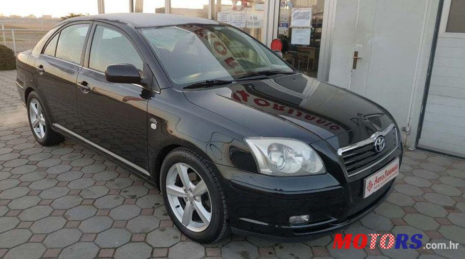 2004' Toyota Avensis 2,0 D-4D photo #2