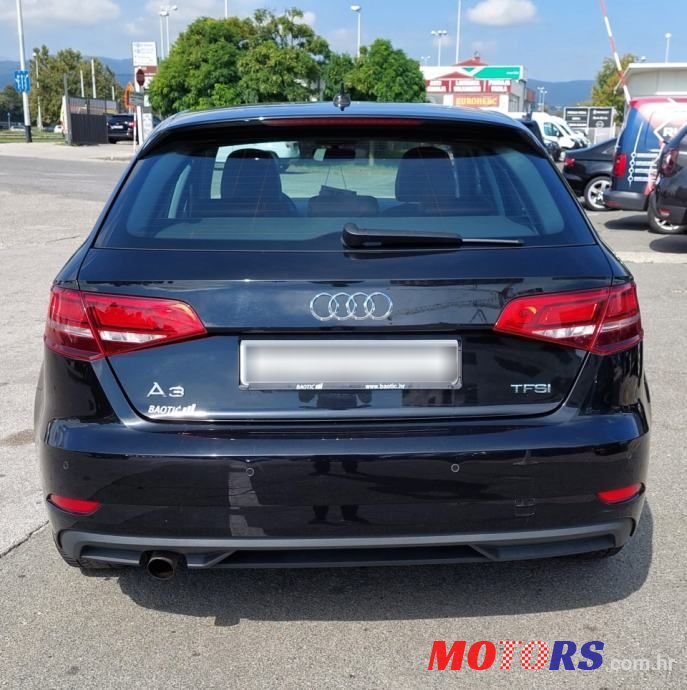 2018' Audi A3 Sportback photo #5