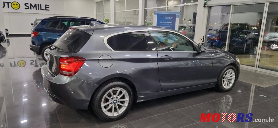 2014' BMW Serija 1 120D photo #5