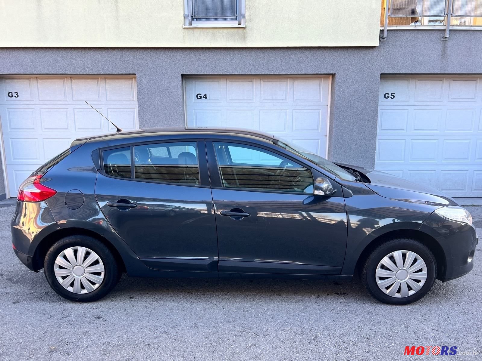 2010' Renault Megane 1,5 Dci photo #3
