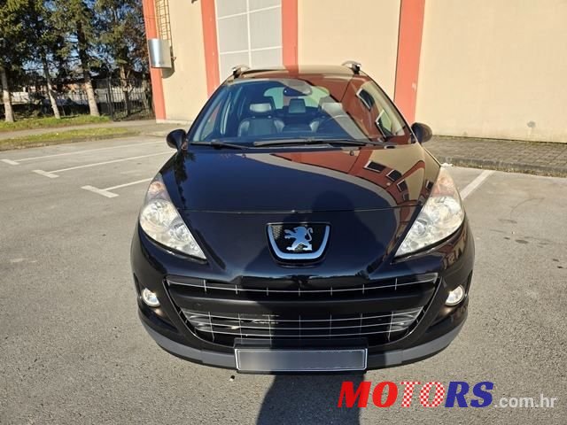 2012' Peugeot 207 Sw photo #2