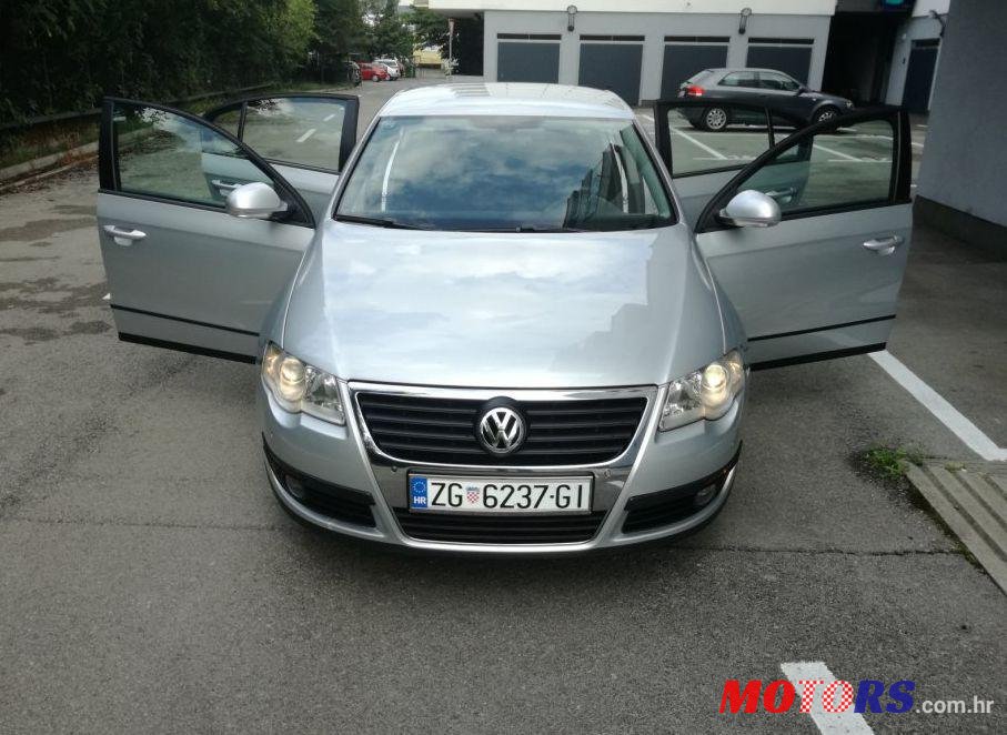 2008' Volkswagen Passat 2,0 Tdi photo #1