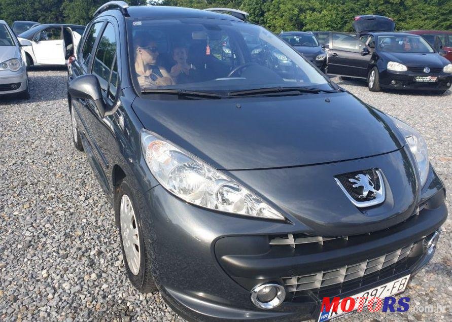 2008' Peugeot 207 Sw 1,6 Hdi photo #1