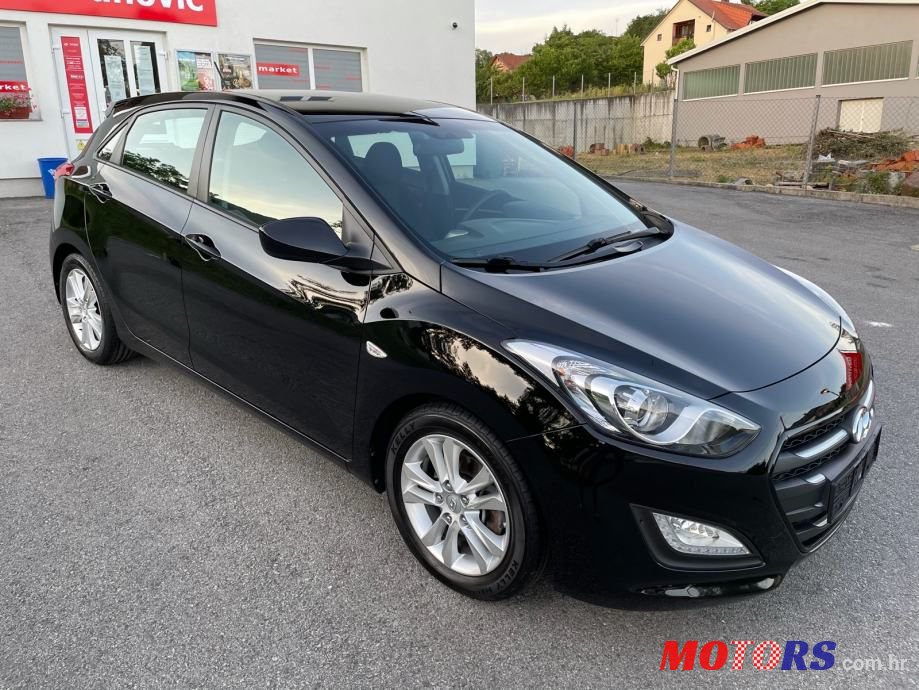 2015' Hyundai I30 1,6 Crdi Isg photo #2