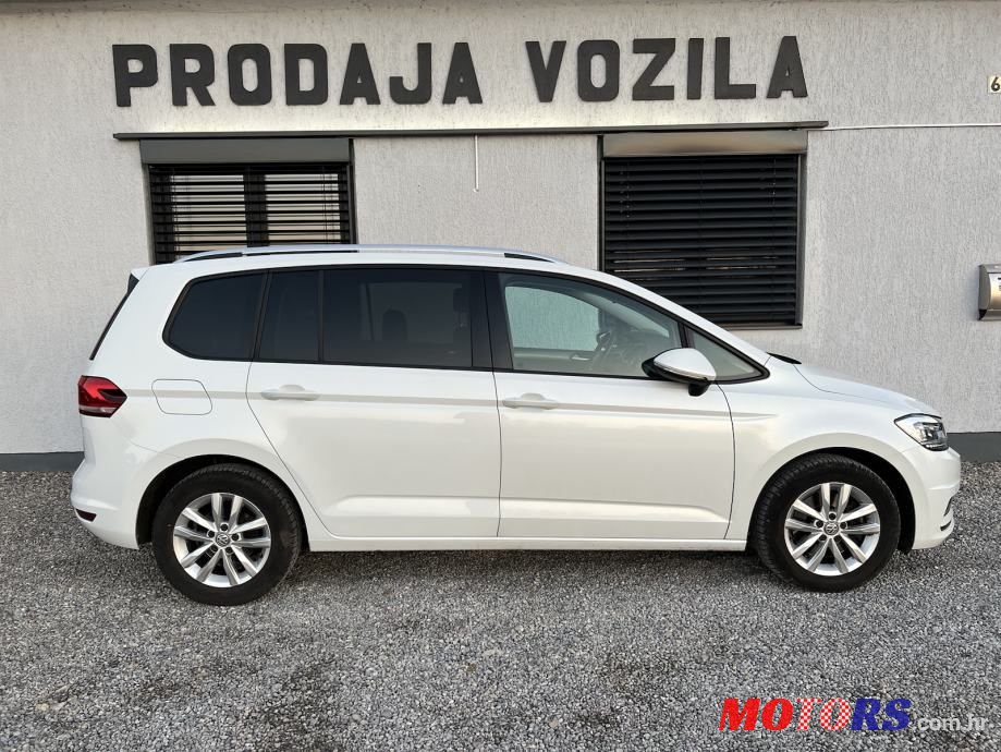 2017' Volkswagen Touran 2,0 Tdi photo #4