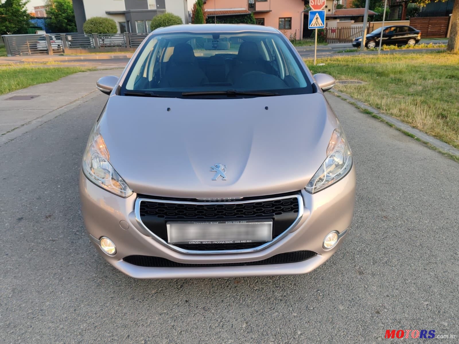 2014' Peugeot 208 1,4 Hdi photo #2