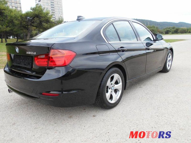 2013' BMW Serija 3 320D photo #2