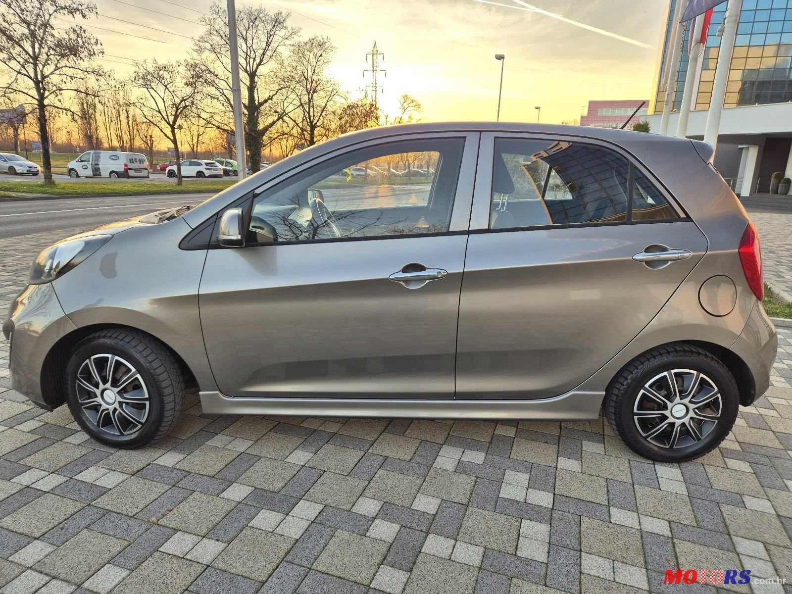 2012' Kia Picanto 1,0 Lx photo #4