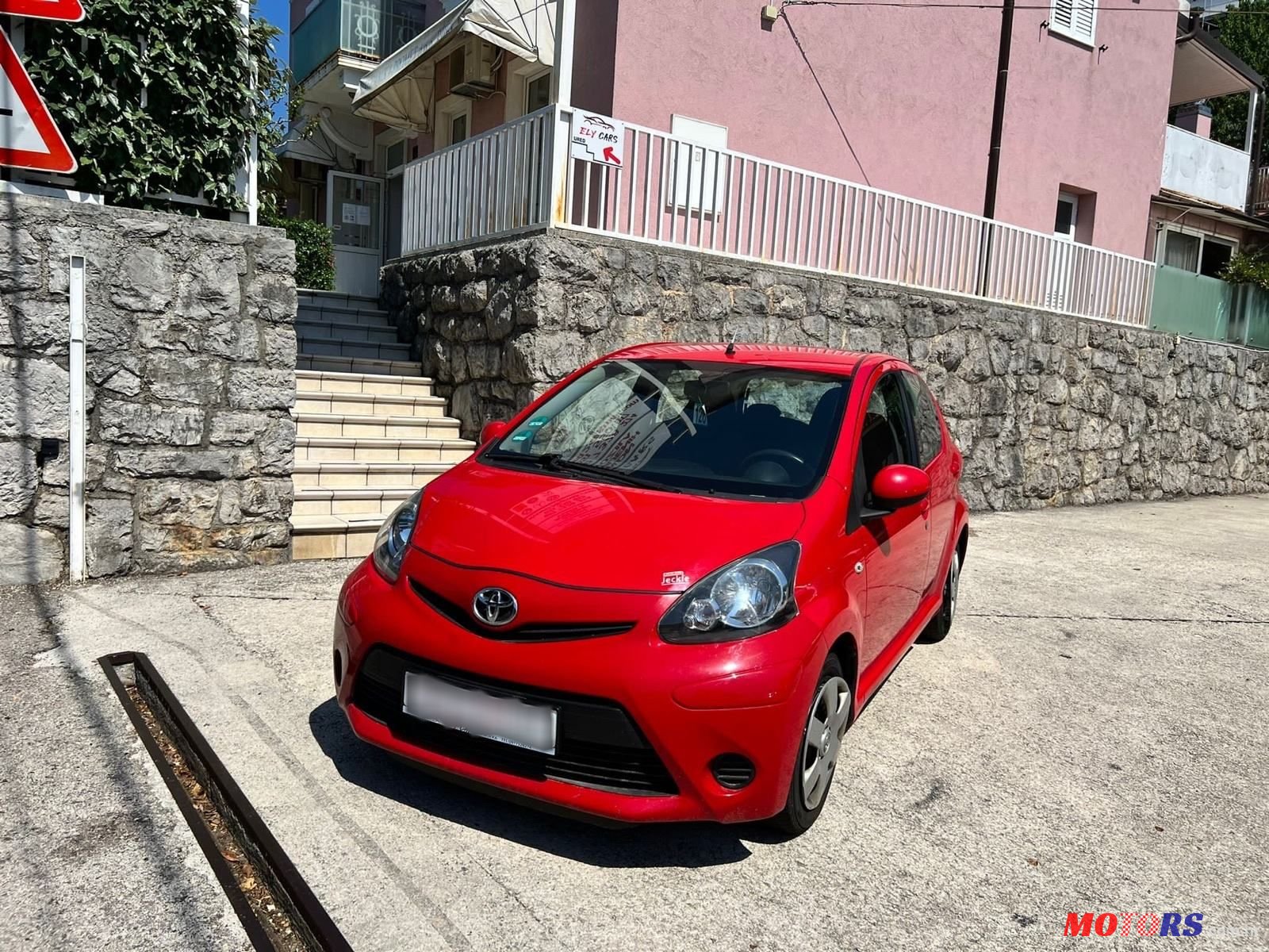 2012' Toyota Aygo 1,0 Vvt-I Cool photo #2