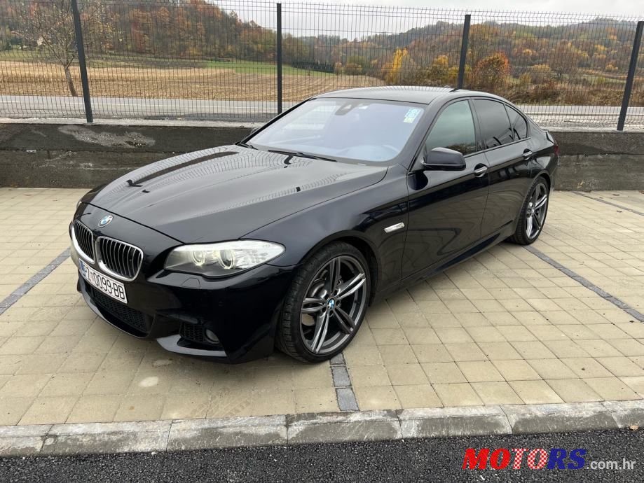 2012' BMW Serija 5 520D photo #1