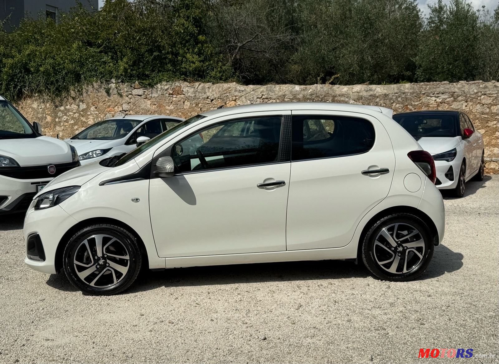 2015' Peugeot 108 1.0 photo #5