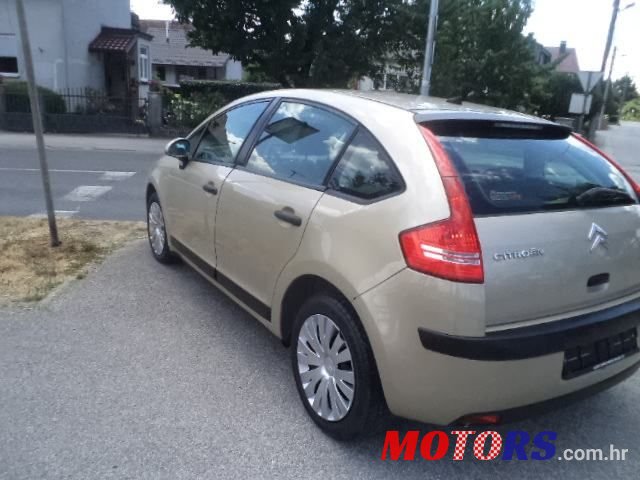 2006' Citroen C4 1,4 I 16V Sx photo #2