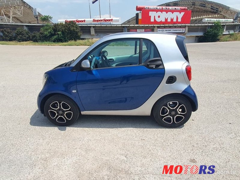 2017' Smart Fortwo 1.0 photo #6