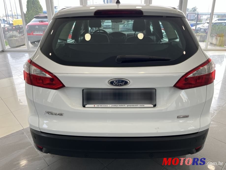 2013' Ford Focus Karavan photo #6