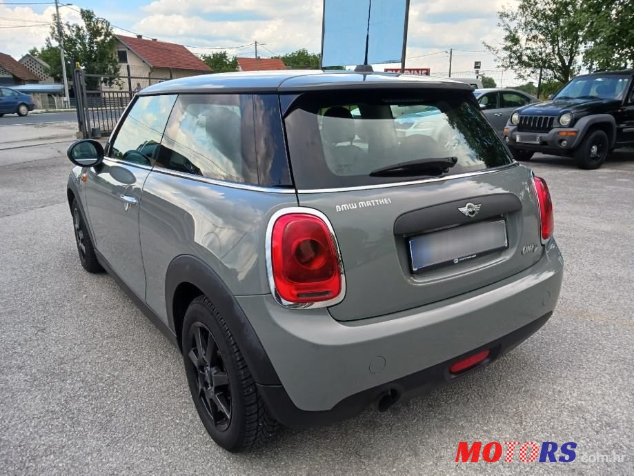 2015' MINI One D photo #3