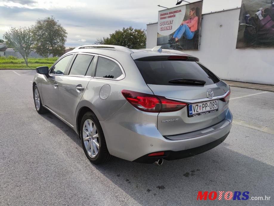 2014' Mazda 6 Sport Combi photo #6