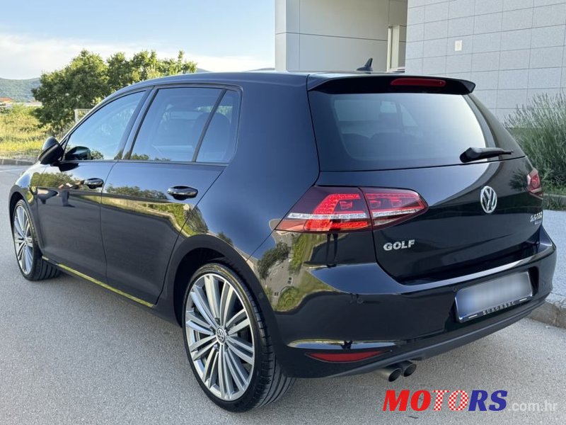 2014' Volkswagen Golf VII 2,0 Tdi Bmt photo #4