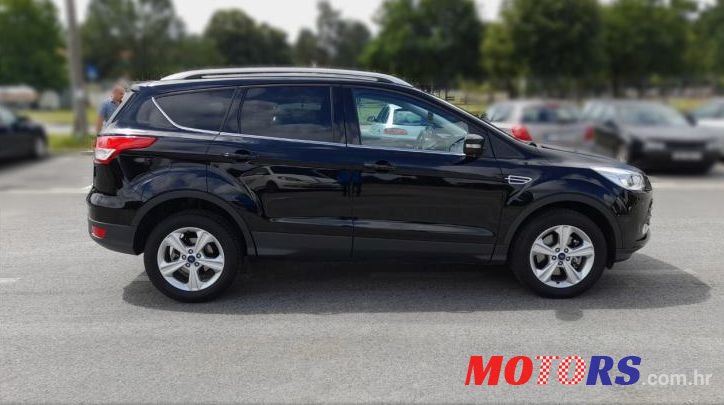 2016' Ford Kuga photo #1