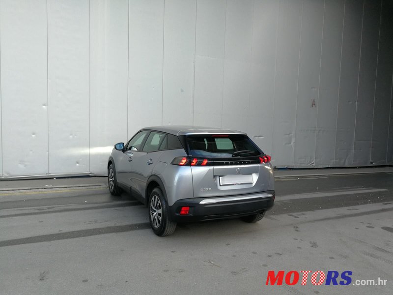 2021' Peugeot 2008 1,2 Puretech photo #4