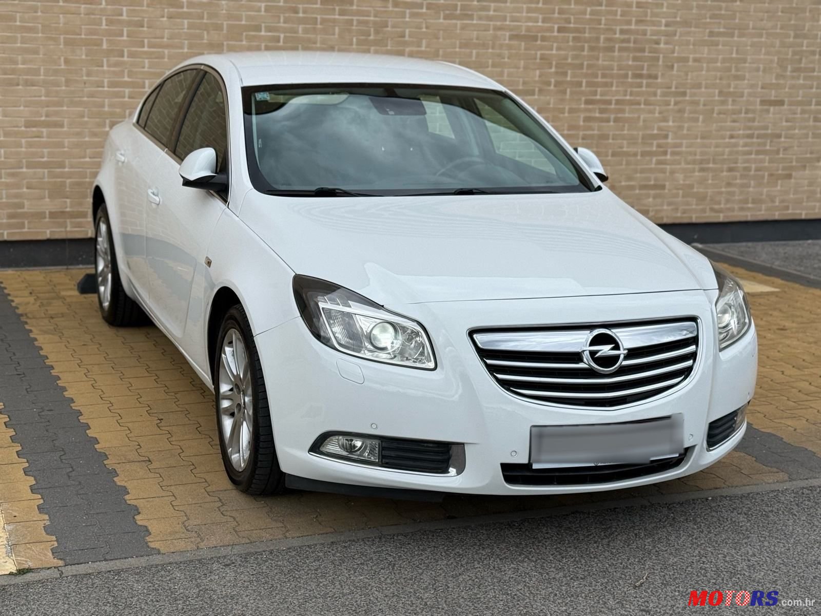 2010' Opel Insignia 2,0 Cdti photo #5